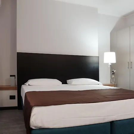 Carlton Апарт-отель 4*