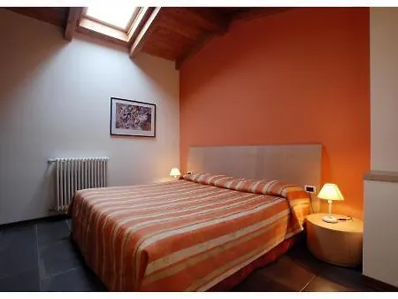 Hotel apartamentowy Carlton Ferrara