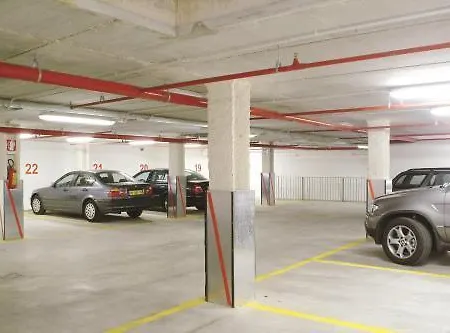 Aparthotel Carlton 4*