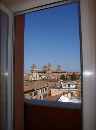 Hotel apartamentowy Carlton 3*