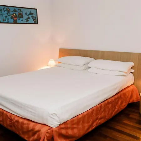 Hotel apartamentowy Carlton 3*