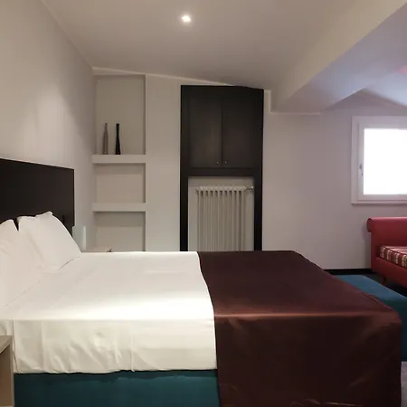 Carlton 4* Ferrara