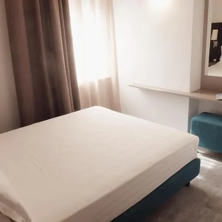 Hotel apartamentowy Carlton Ferrara
